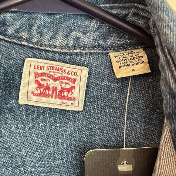 Levi's Men Unisex Classic Blue Button-Up Shirt western denim shirt jacket medium - Picture 6 of 11